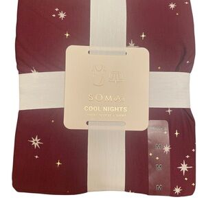 Soma Cool Nights Short Sleeve Short Set. Burgundy with Star Design. Size M. NWT